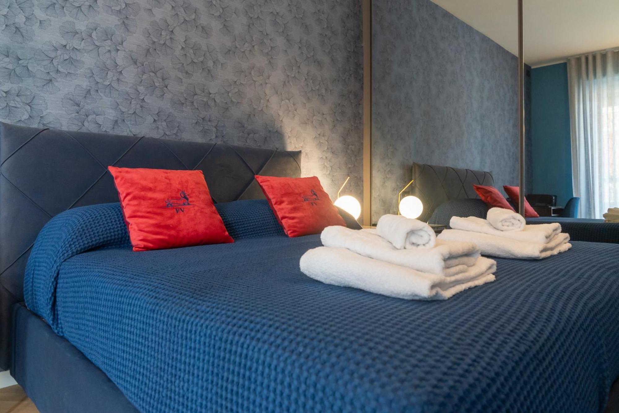Suite Casa Degli Specchi, Appartamento Di Lusso In Galleria Buenos Aires Milano Eksteriør billede