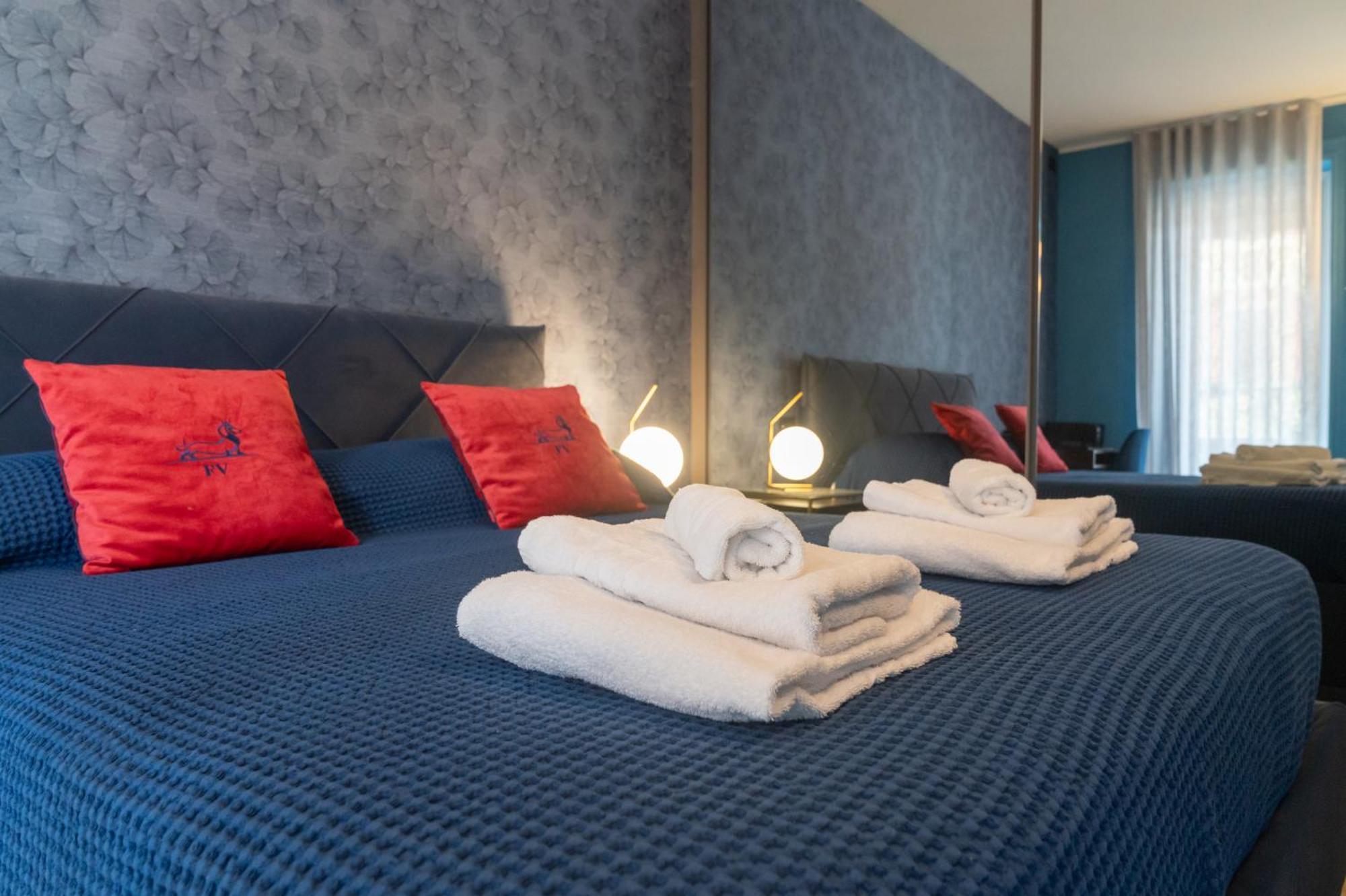 Suite Casa Degli Specchi, Appartamento Di Lusso In Galleria Buenos Aires Milano Eksteriør billede